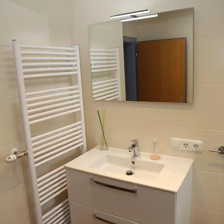 Haus Vera Lägenhet *